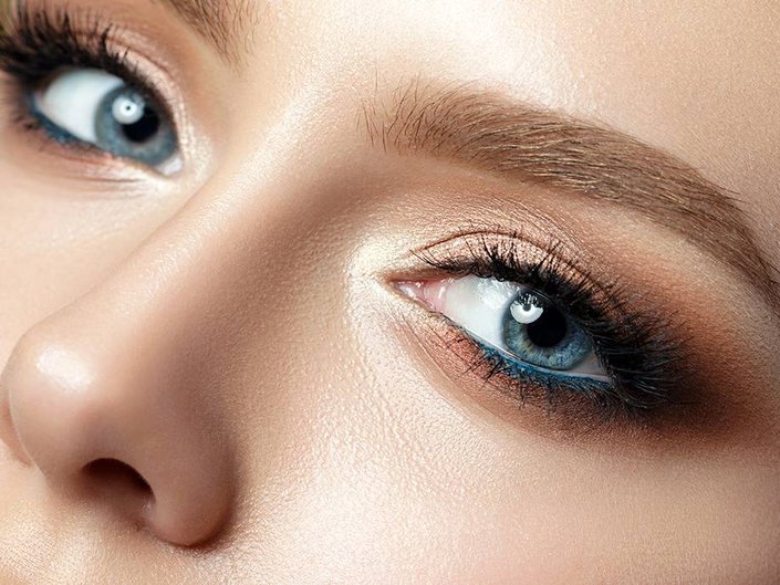 light blue makeup tutorial
