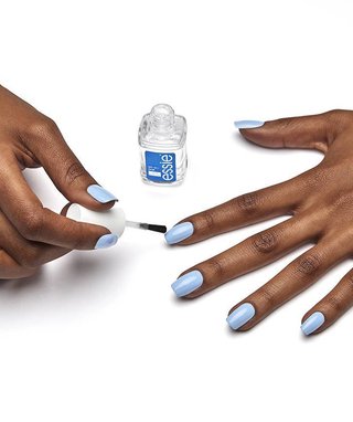 HOW TO DRY NAIL POLISH. Do quick dry sprays & drops work? 