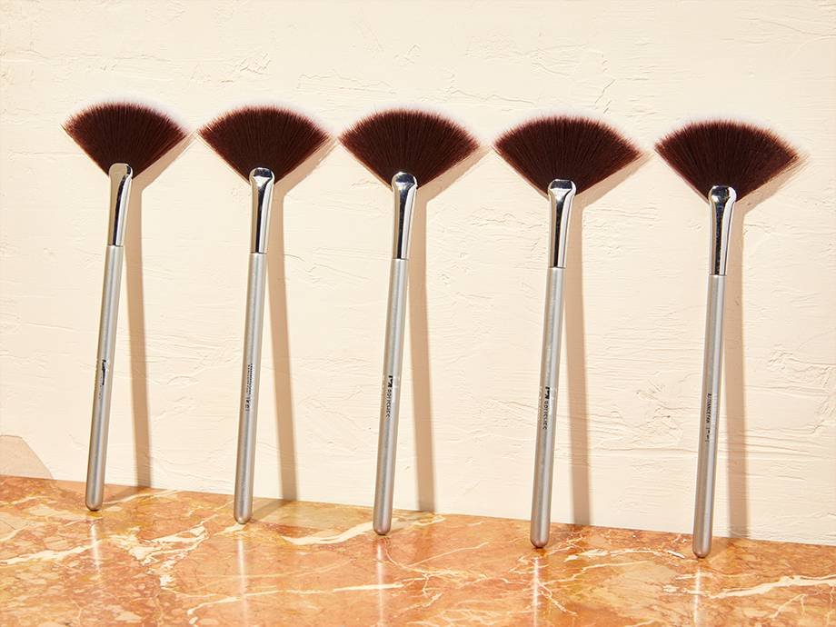 to Use Makeup Fan Brush by L'Oréal | Makeup.com