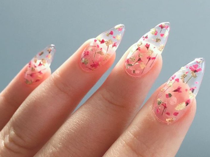 Spring Nail Art Trend : Acrylic Cherry Blossom