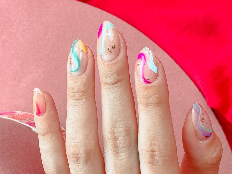 30+ Swirl Nail Art Design Ideas That You'll Definitely Want To Get Done