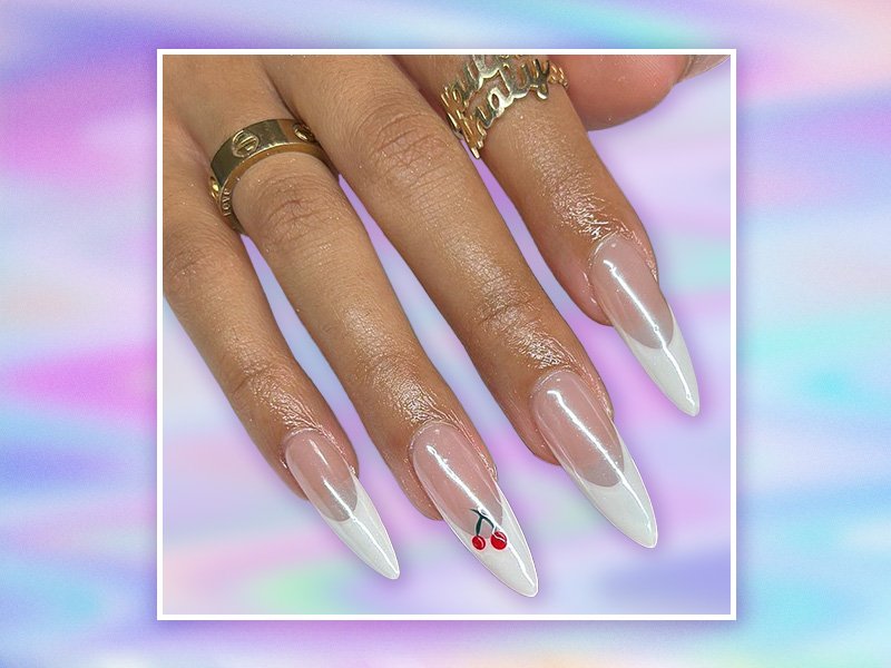 French Tip Nails: How to the Get in Steps Easy 4 Look