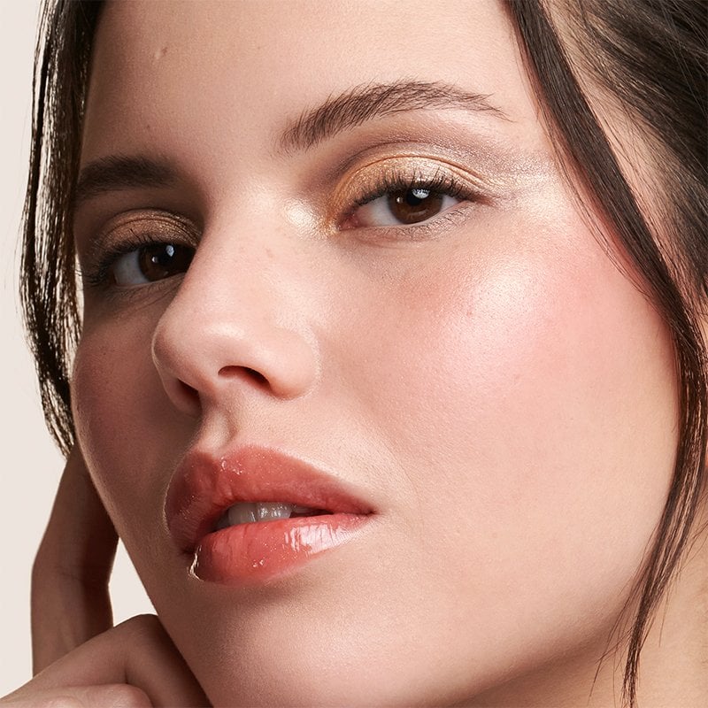 Try This Nude Makeup Tutorial For a Fresh-Faced Look