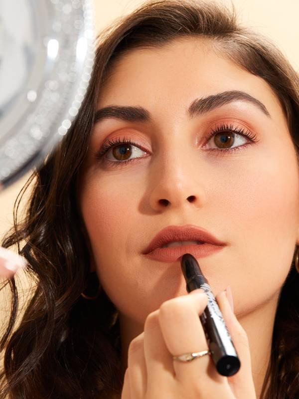Fall Lipstick Review: NYX Lingerie Push-Up Long-Lasting Lipsticks