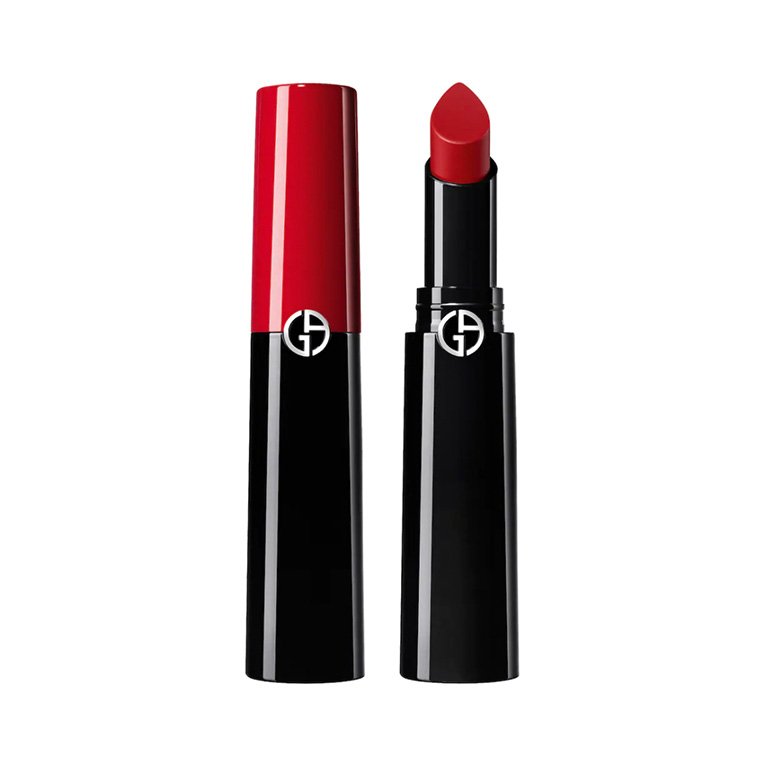 Why You Should Wear Red Lipstick In April 4606